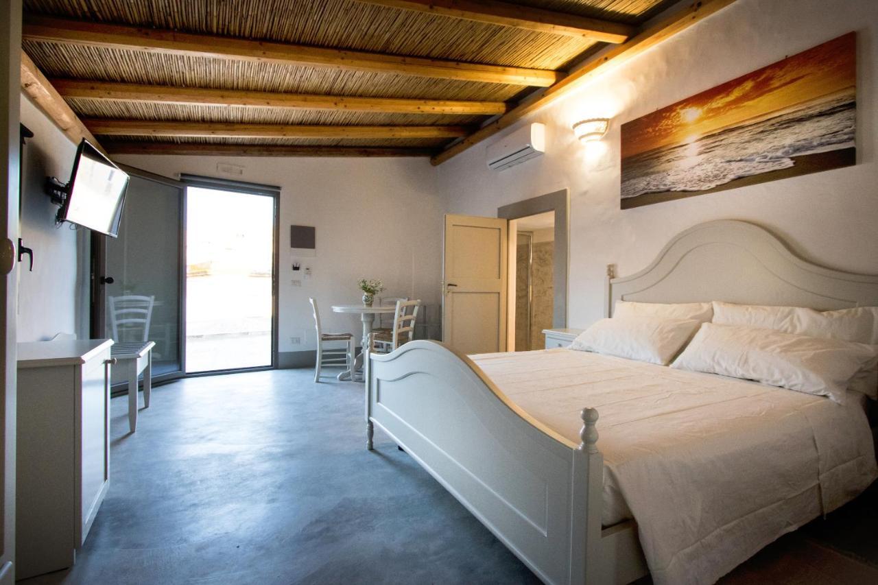 Le Finestre Su Porta Carrese - Luxury Rooms Matino Exteriör bild