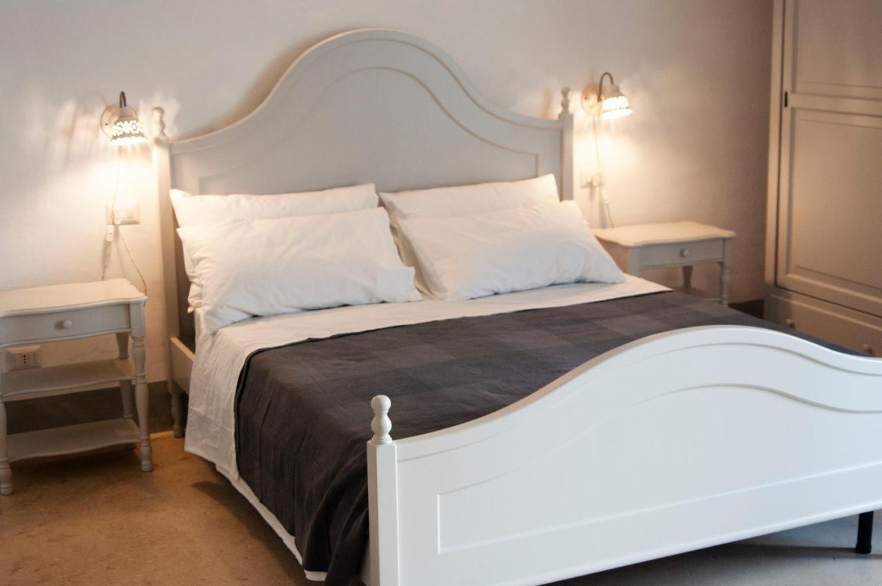 Le Finestre Su Porta Carrese - Luxury Rooms Matino Exteriör bild