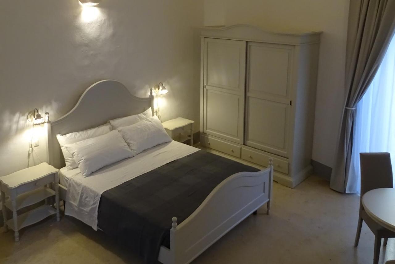Le Finestre Su Porta Carrese - Luxury Rooms Matino Exteriör bild