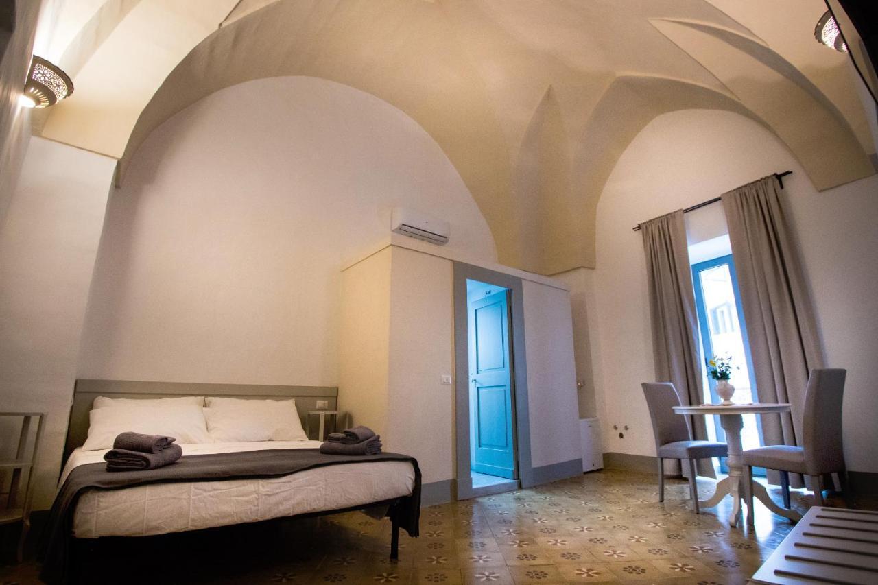Le Finestre Su Porta Carrese - Luxury Rooms Matino Exteriör bild