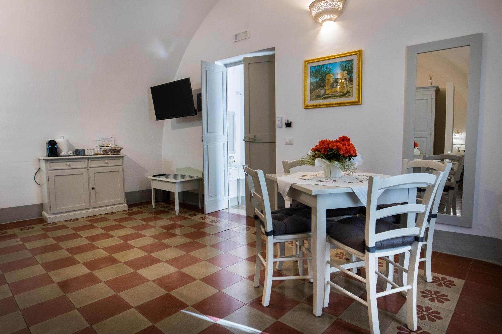 Le Finestre Su Porta Carrese - Luxury Rooms Matino Exteriör bild