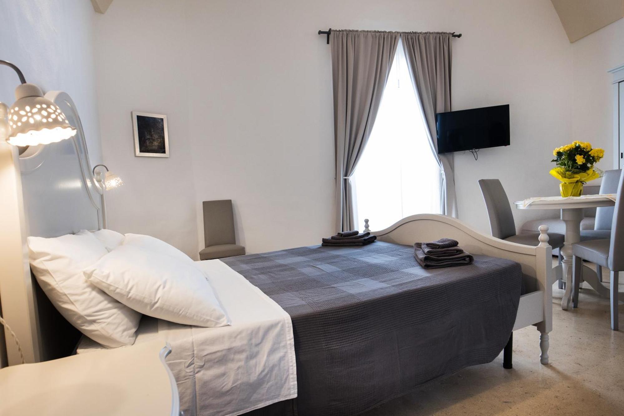 Le Finestre Su Porta Carrese - Luxury Rooms Matino Exteriör bild