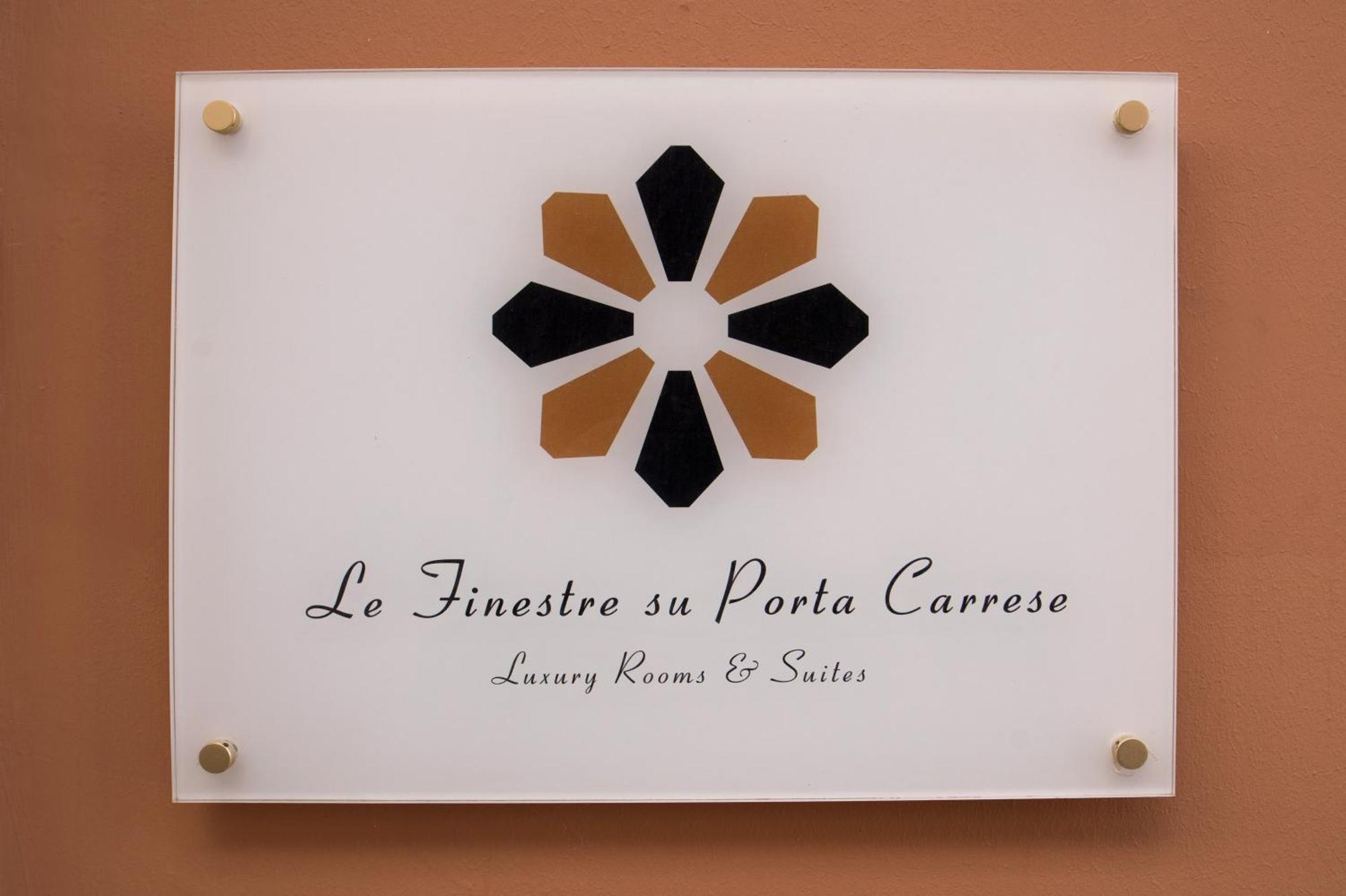 Le Finestre Su Porta Carrese - Luxury Rooms Matino Exteriör bild
